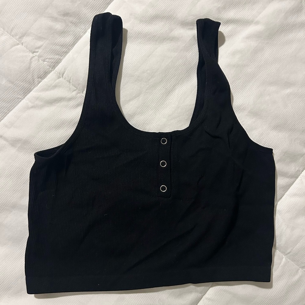 Women’s Black Ribbed Buttoned Crop Top